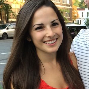 Meet your Posher, Danielle